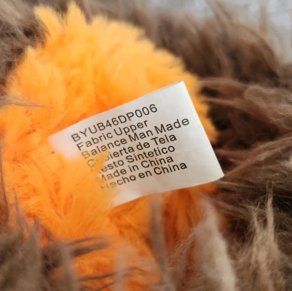 Kids Bigfoot Furry Monster Feet Brown Faux Fur Home Slippers Youth L 2-3